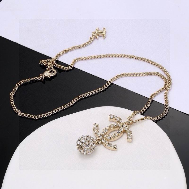 Chanel Necklace 06yxs47